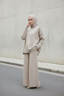 Beige - quiet street, long pants