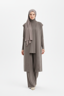 Greige coordinated set without pockets on hijabi model