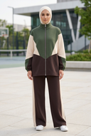 Velo Set brown and olive outdoor hijabi model
